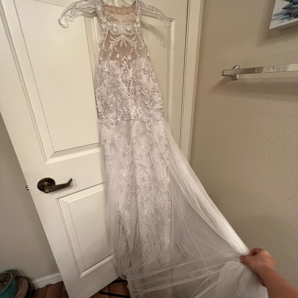 Marchesa wedding dress ! Size 10! New never worn, came from a sample show ! OBO.